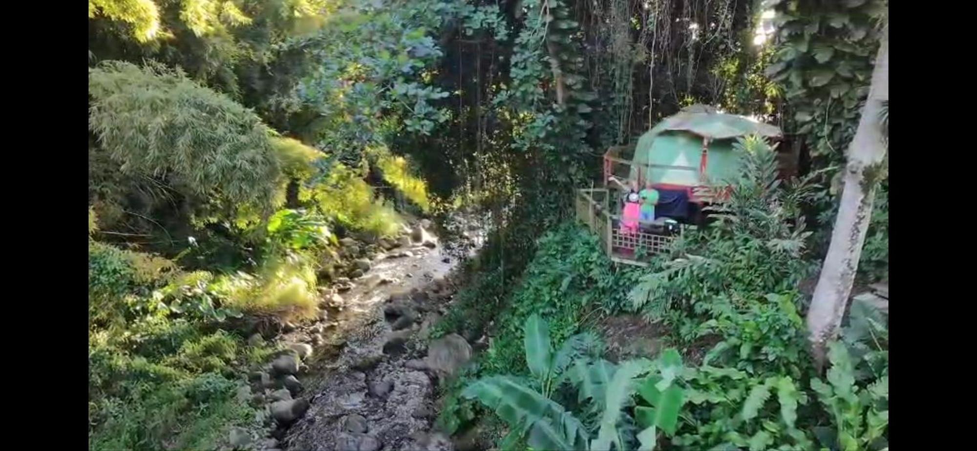ホテル Dome En Bord De Riviere サン・クロード エクステリア 写真